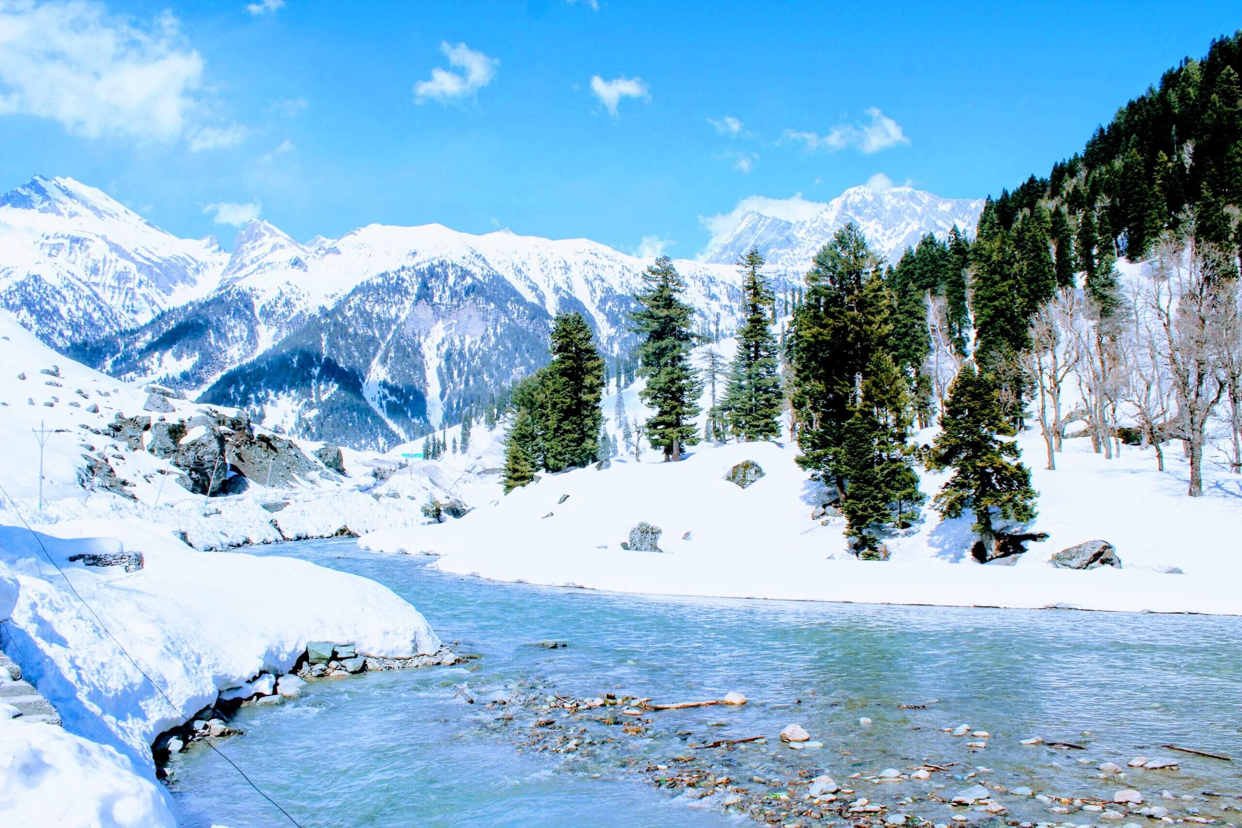 kashmir tour packages from Ahmedabad